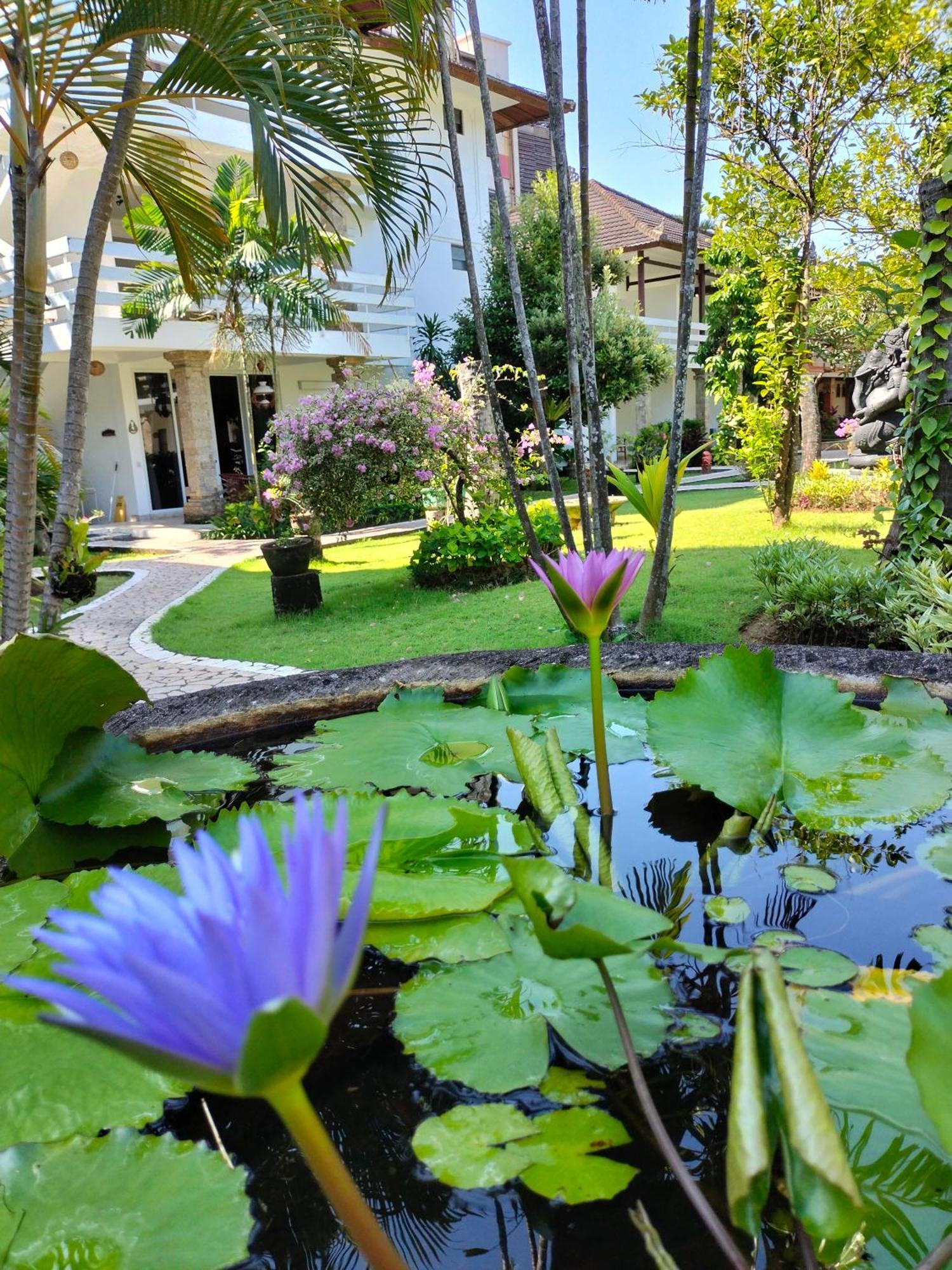 Grand Kumala Hotel Hotel Kumala Legian Kuta Bali Exterior photo